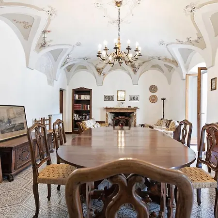 Casa Glicine On The Lake Claino