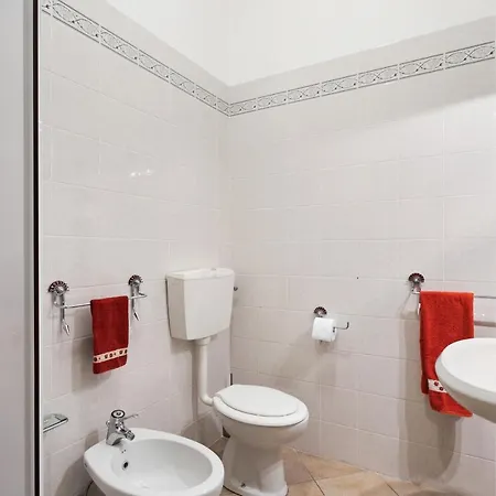 Holiday home Casa Glicine On The Lake Claino